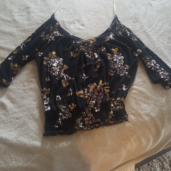 Super soft flowy crop top - Picture 1 of 3